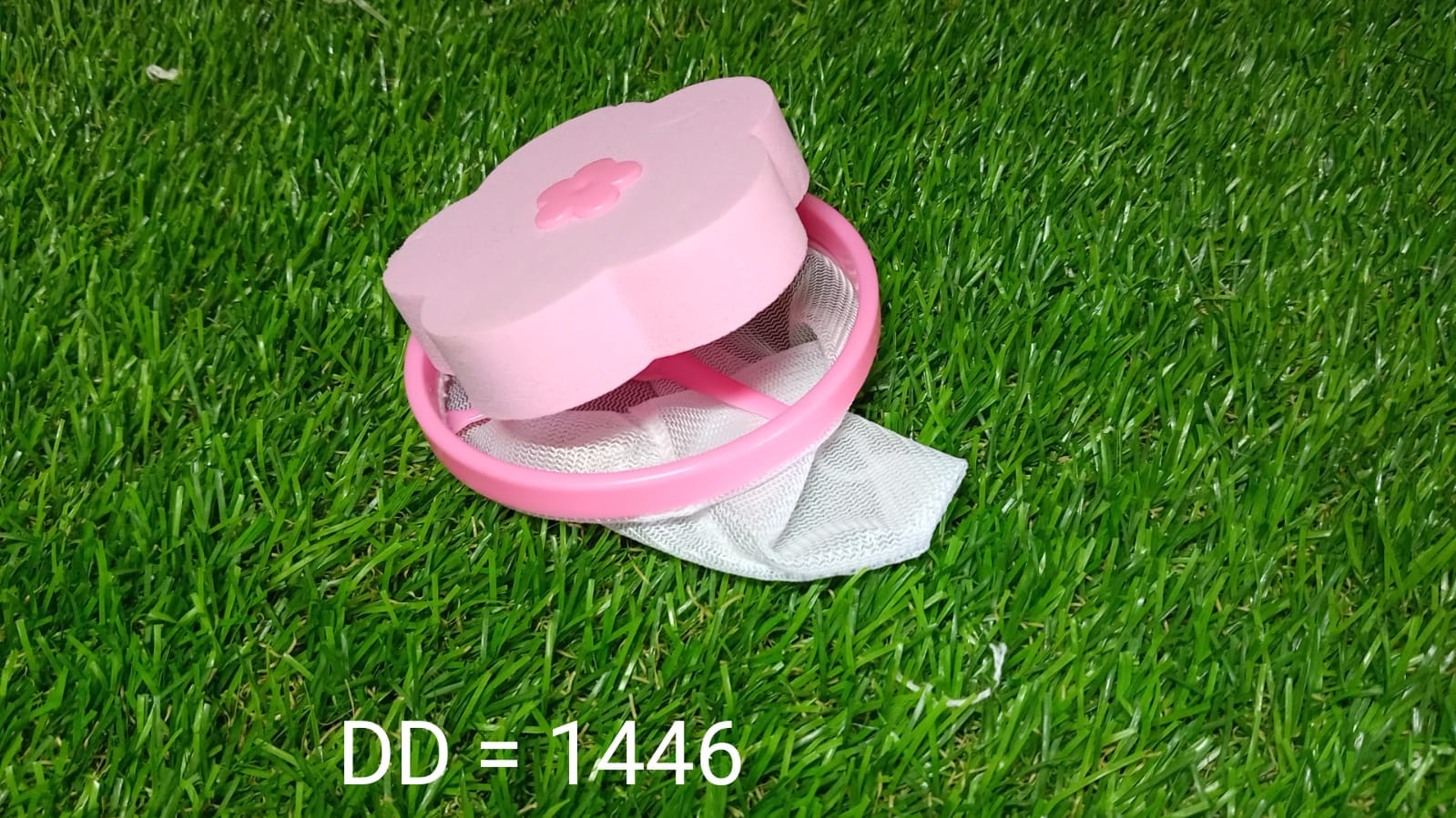 Mesh net bag for catching laundry lint and hair. Mesh net bag for catching laundry lint and hair.